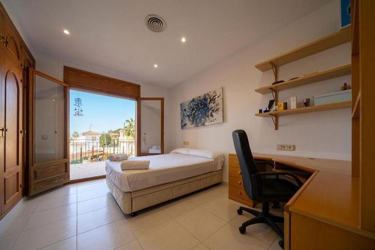 Preciosa Casa 2000 M2 Piscina Mar Barbacoa Felicidad Vila Santa Susana Exterior foto