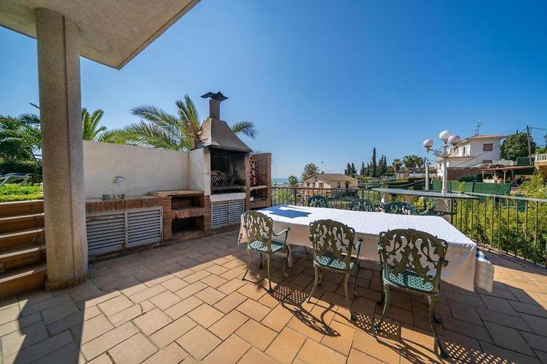 Preciosa Casa 2000 M2 Piscina Mar Barbacoa Felicidad Vila Santa Susana Exterior foto
