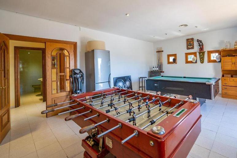 Preciosa Casa 2000 M2 Piscina Mar Barbacoa Felicidad Vila Santa Susana Exterior foto